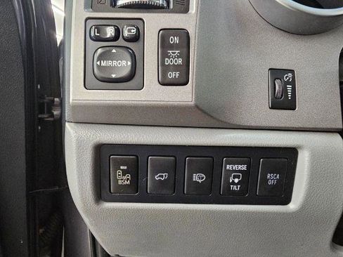 Used 2013 Toyota Sequoia Platinum image 14