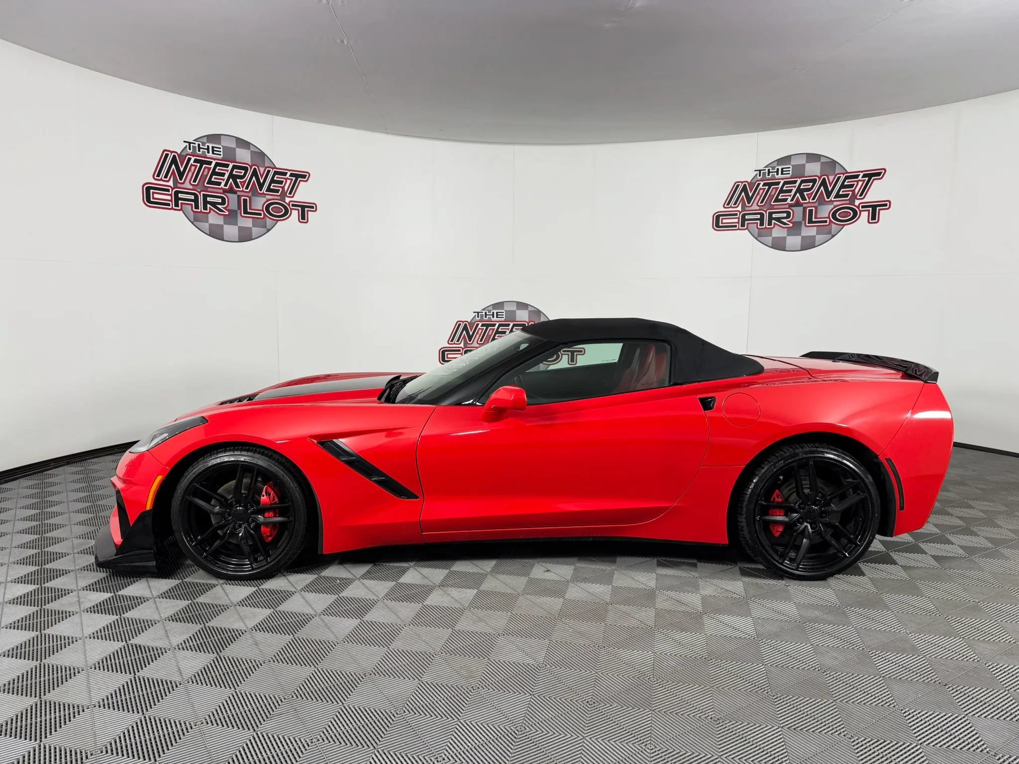Used 2015 Chevrolet Corvette Stingray Convertible w/ ZF1 Appearance Package RWD image 7