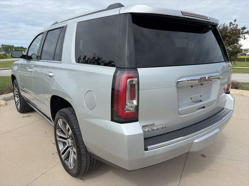 Used 2018 GMC Yukon Denali w/ Denali Ultimate Package AWD/4WD image 21