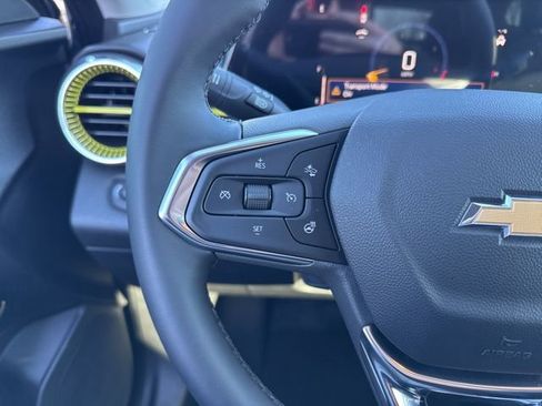New 2026 Chevrolet Trax LT w/ Driver Confidence Package FWD image 15