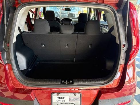Used 2021 Kia Soul LX image 11