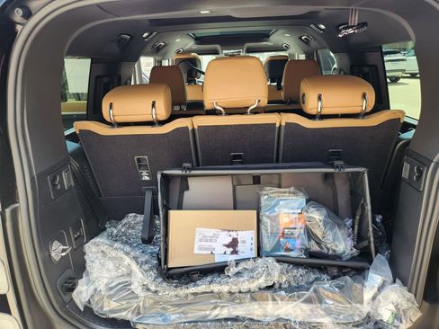 New 2026 Land Rover Defender 130 S AWD/4WD image 13
