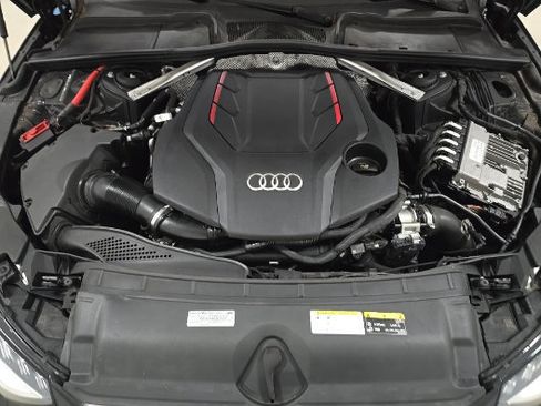 Used 2021 Audi S4 Premium Plus w/ Premium Plus Package AWD/4WD image 8