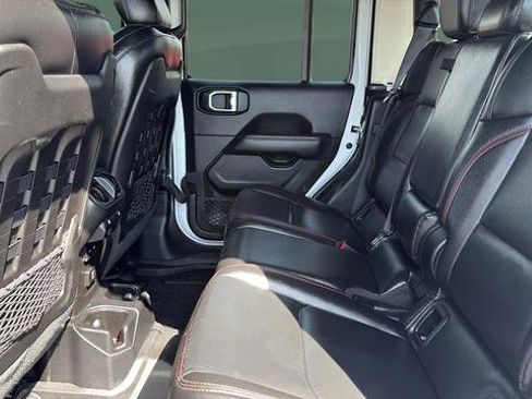 Used 2020 Jeep Gladiator Rubicon AWD/4WD image 23