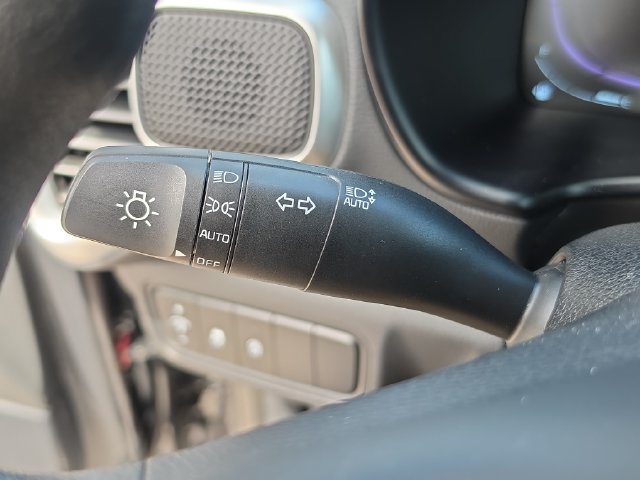 Certified 2025 Kia Soul LX FWD image 20