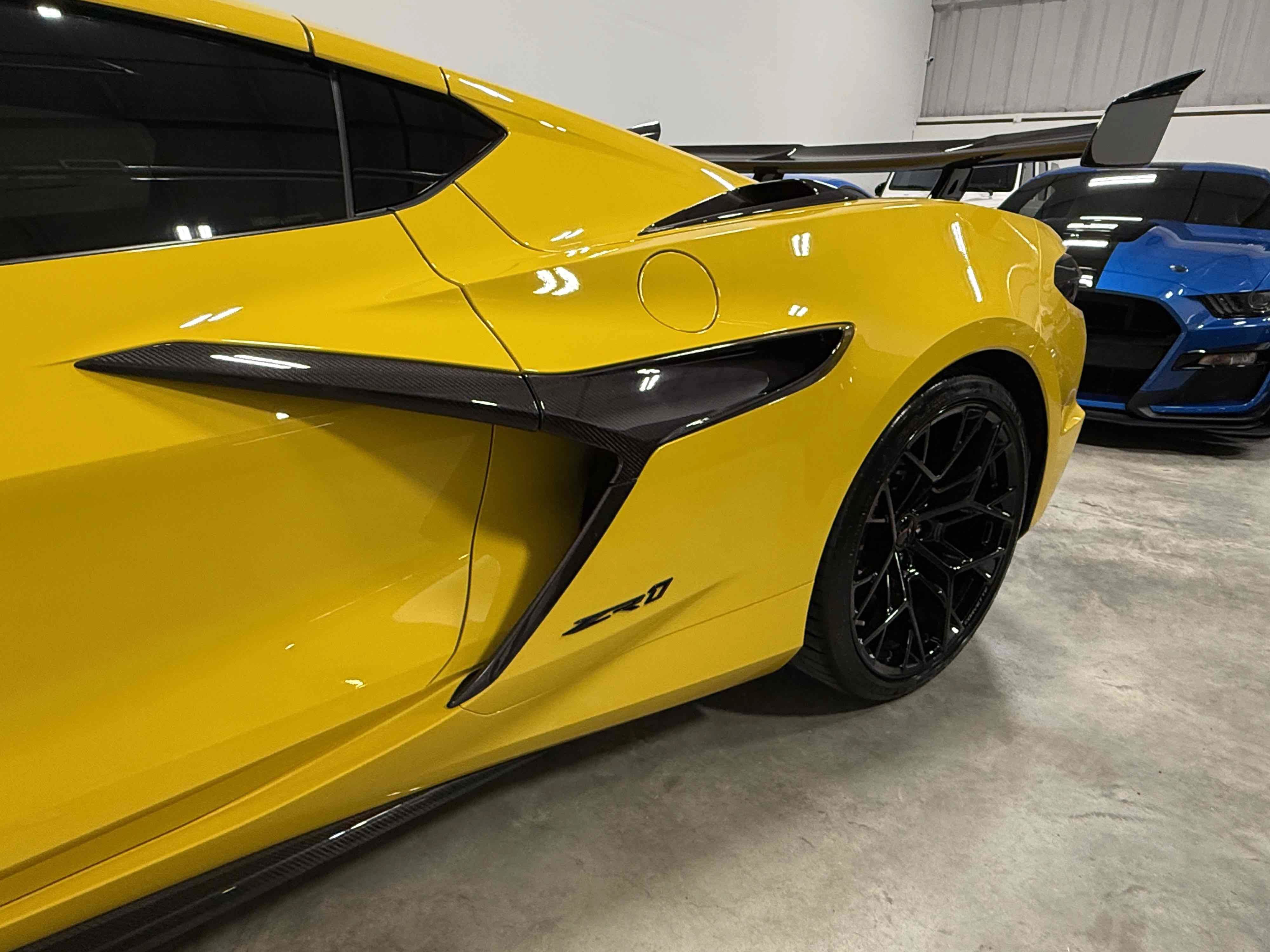 Used 2026 Chevrolet Corvette ZR1 w/ ZR1 Carbon Fiber Aero Package RWD image 69