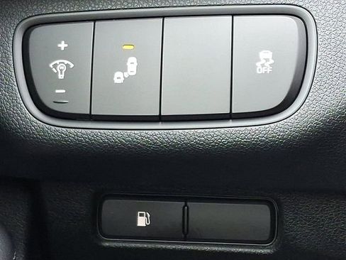 Used 2020 Kia Sorento LX image 23