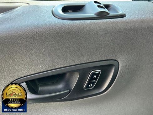 Used 2023 Ford Transit 350 XL image 8