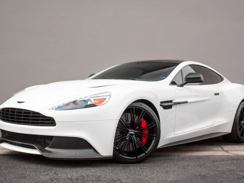 Used 2014 Aston Martin Vanquish Coupe RWD image 1