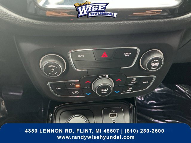 Used 2018 Jeep Compass Limited AWD/4WD image 25