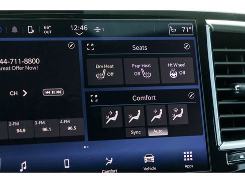 Used 2024 Chrysler Pacifica Touring FWD image 27