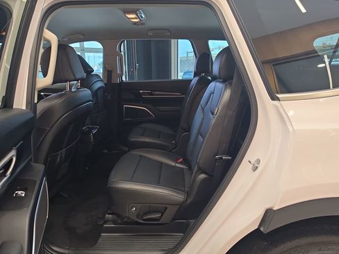 Certified 2024 Kia Telluride S FWD image 34