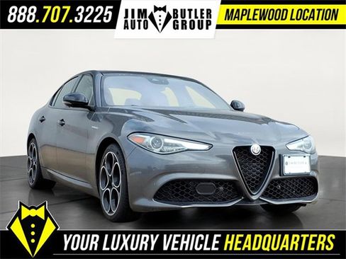 Used 2023 Alfa Romeo Giulia Veloce image 6