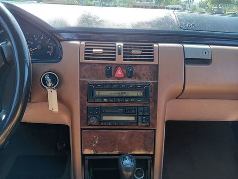 Used 1998 Mercedes-Benz E 320 E 320 Sedan 4D image 19
