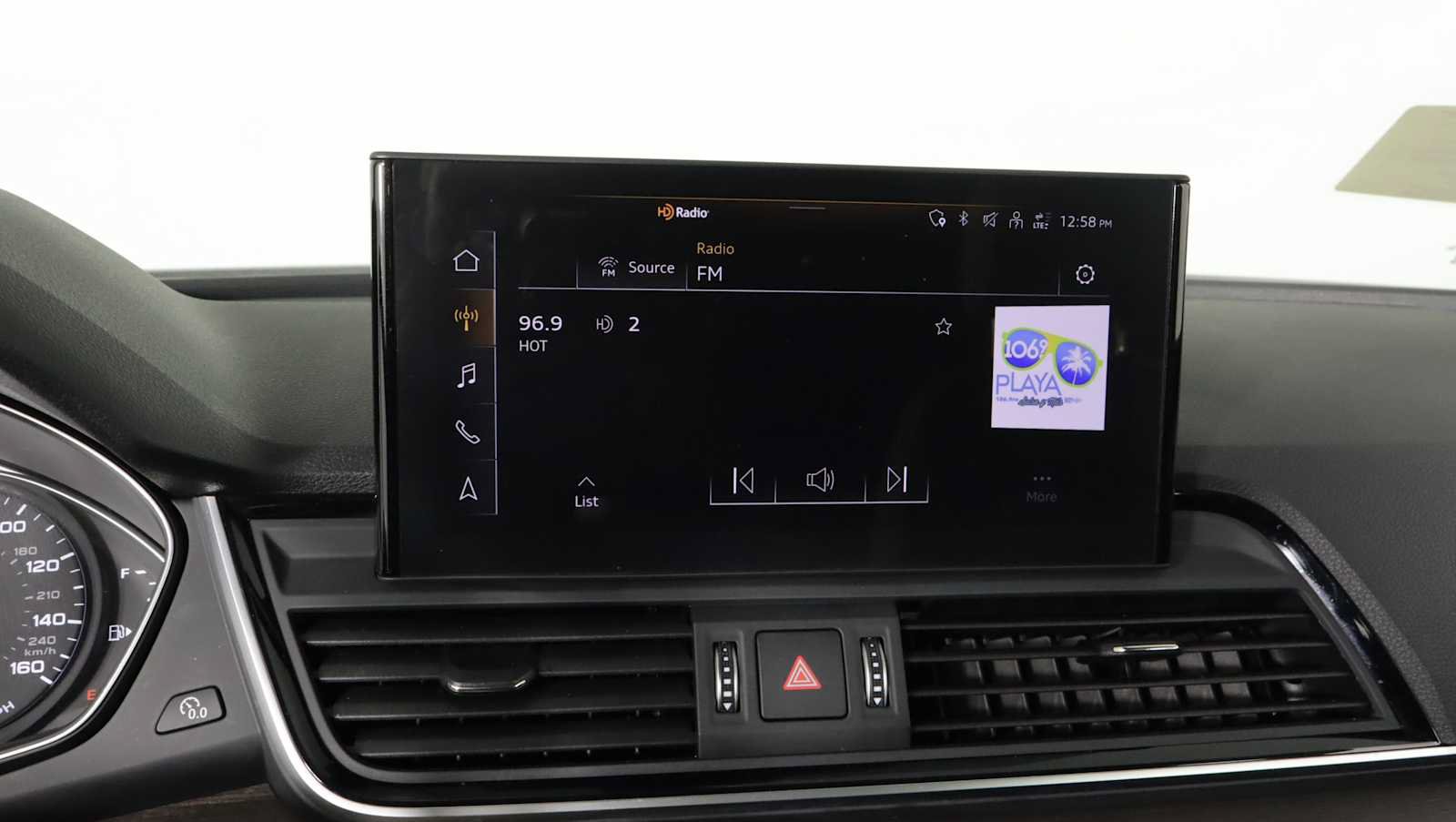 Used 2024 Audi Q5 2.0T Premium AWD/4WD image 22