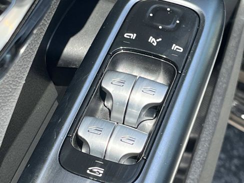 Certified 2026 Mercedes-Benz C 300 Sedan image 17