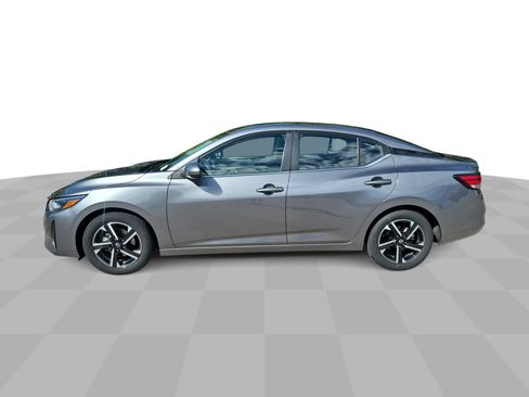 Used 2024 Nissan Sentra SV FWD image 6