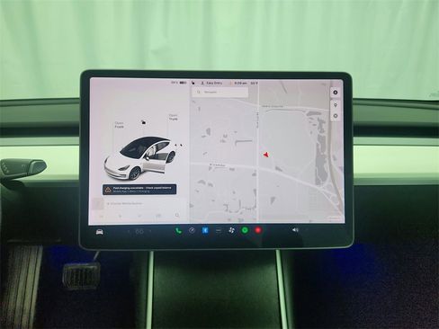 Used 2018 Tesla Model 3 Long Range image 17