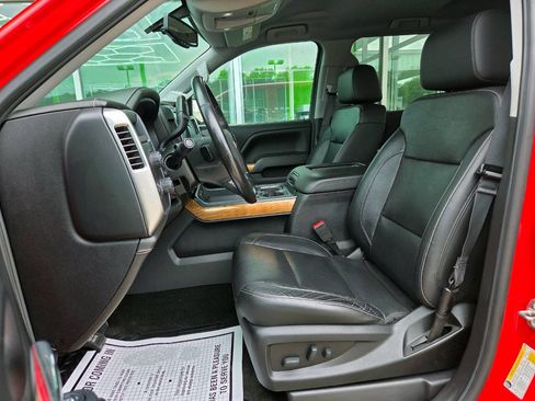 Used 2018 Chevrolet Silverado 1500 LTZ w/ Sport Package image 12