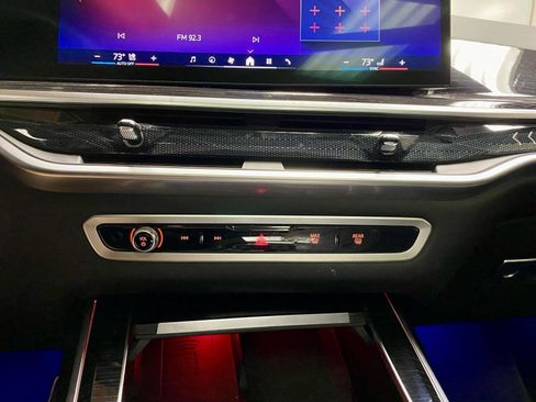 Used 2024 BMW X7 xDrive40i w/ M Sport Package AWD/4WD image 23