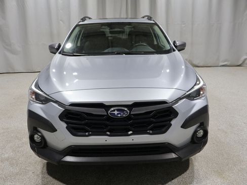 Used 2025 Subaru Crosstrek 2.5i Premium AWD/4WD image 8