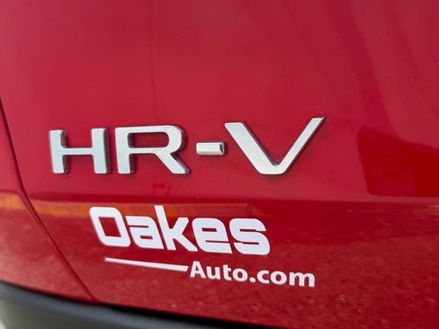 Used 2024 Honda HR-V Sport image 10