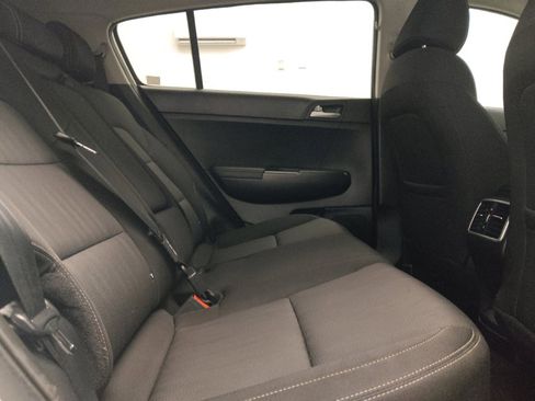 Used 2022 Kia Sportage LX AWD/4WD image 19