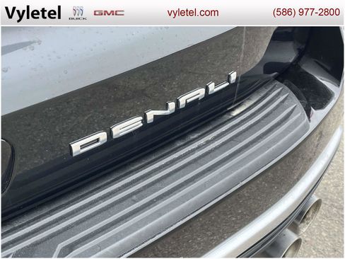 Used 2023 GMC Yukon Denali image 10