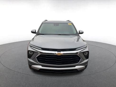 Used 2025 Chevrolet TrailBlazer LT image 4