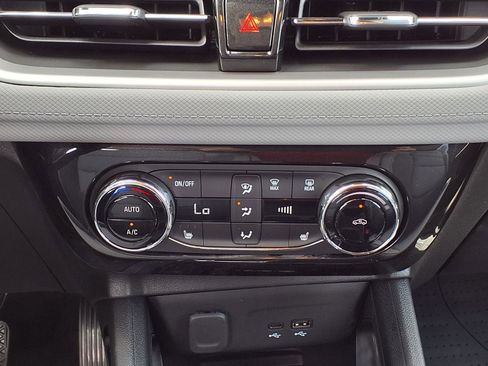 New 2026 Chevrolet TrailBlazer LT FWD image 10