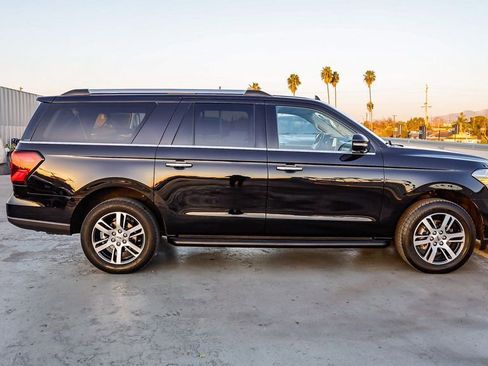 Used 2024 Ford Expedition Max Limited image 13