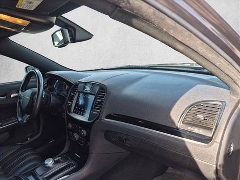 Used 2019 Chrysler 300 S RWD image 16