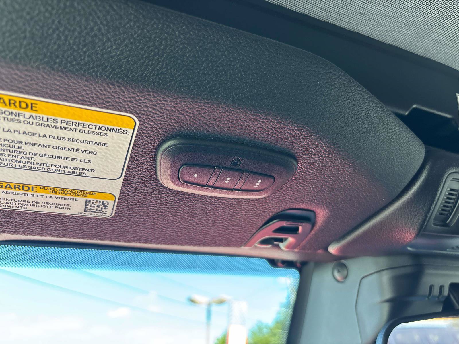 Certified 2025 Jeep Wrangler 4WD S image 25