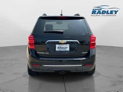 Used 2017 Chevrolet Equinox Premier w/ Enhanced Convenience Package AWD/4WD image 3