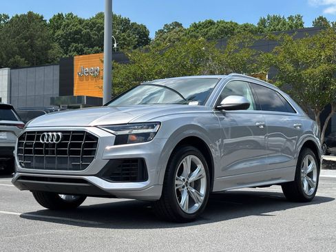 Used 2022 Audi Q8 Premium AWD/4WD image 1