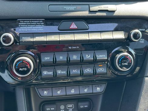 Used 2019 Kia Sportage EX w/ Option Group 040 AWD/4WD image 22