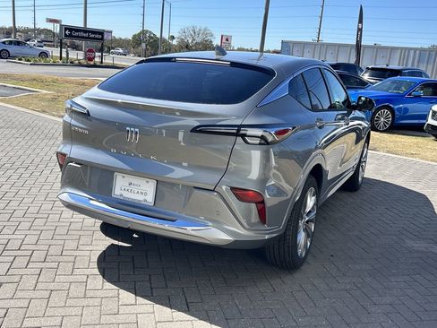 New 2026 Buick Envista Avenir image 6