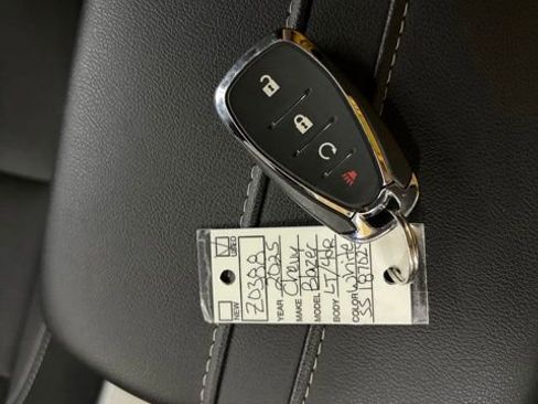 Used 2025 Chevrolet Blazer LT FWD image 77