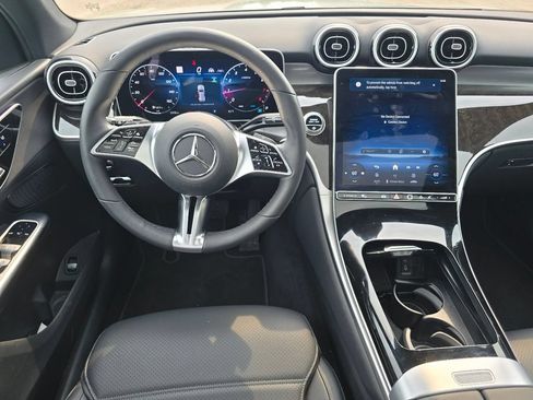 Certified 2026 Mercedes-Benz GLC 300 4MATIC image 27