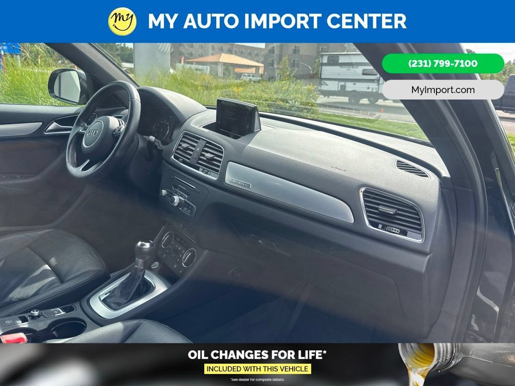 Used 2018 Audi Q3 2.0T Premium w/ Convenience Package AWD/4WD image 31