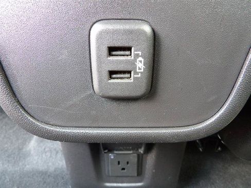 Certified 2024 Chevrolet Equinox LT AWD/4WD image 36