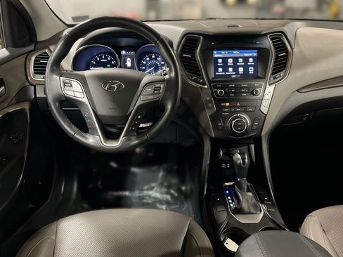 Used 2017 Hyundai Santa Fe Sport image 23