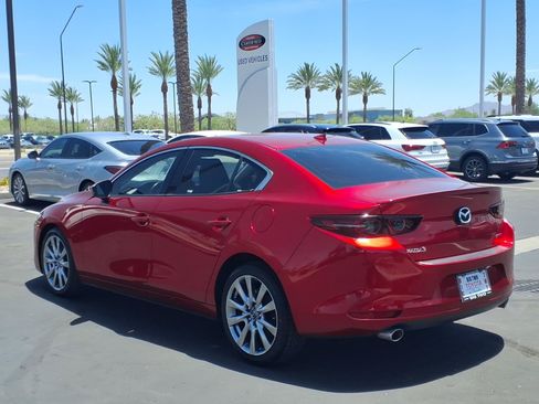 Used 2021 MAZDA MAZDA3 s FWD image 6