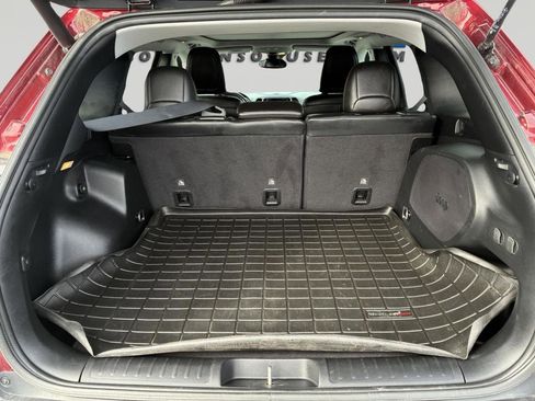 Used 2021 Jeep Cherokee Limited image 12