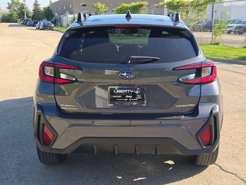 Used 2024 Subaru Crosstrek 2.5i Limited w/ Crosstrek Mirror Package AWD/4WD image 12