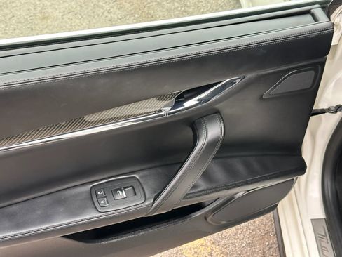 Used 2014 Maserati Quattroporte GTS image 16