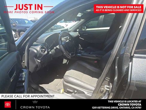 Used 2022 Lexus IS 300 AWD image 9
