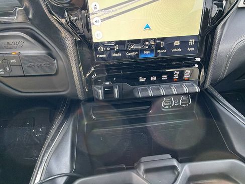 Used 2022 RAM 3500 Limited image 33