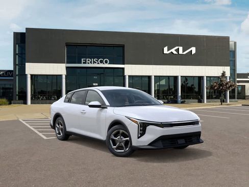 New 2026 Kia K4 LXS FWD image 8