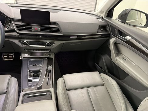 Used 2020 Audi Q5 Prestige AWD/4WD image 28